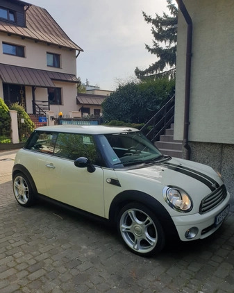 MINI ONE cena 18500 przebieg: 136700, rok produkcji 2008 z Warszawa małe 137